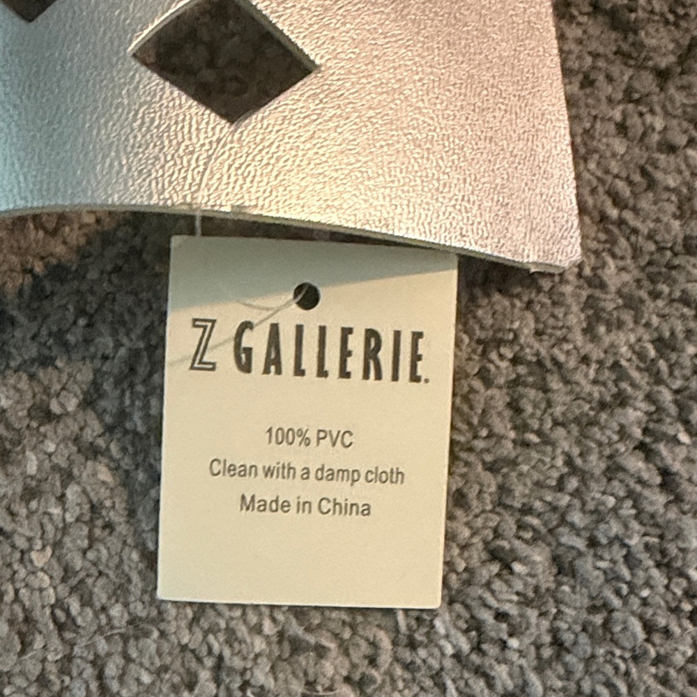 Z Gallerie Silver Geometric table runner, brand new! - Picture 2 of 4